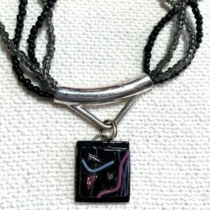 Elegant Black and Silver Pendant Necklace